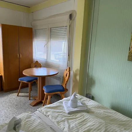 Kapselhotel Easy By My Alpenwelt *